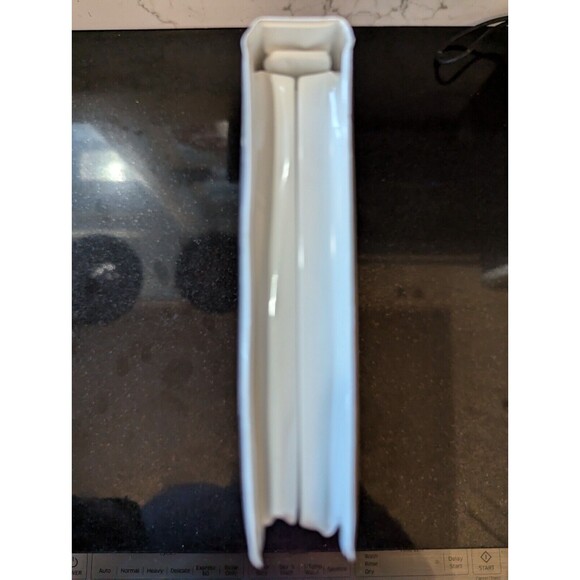 WALT DISNEY ~ BEAUTY AND THE BEAST - THE ENCHANTED CHRISTMAS VHS CLAMSHELL - Picture 6 of 11